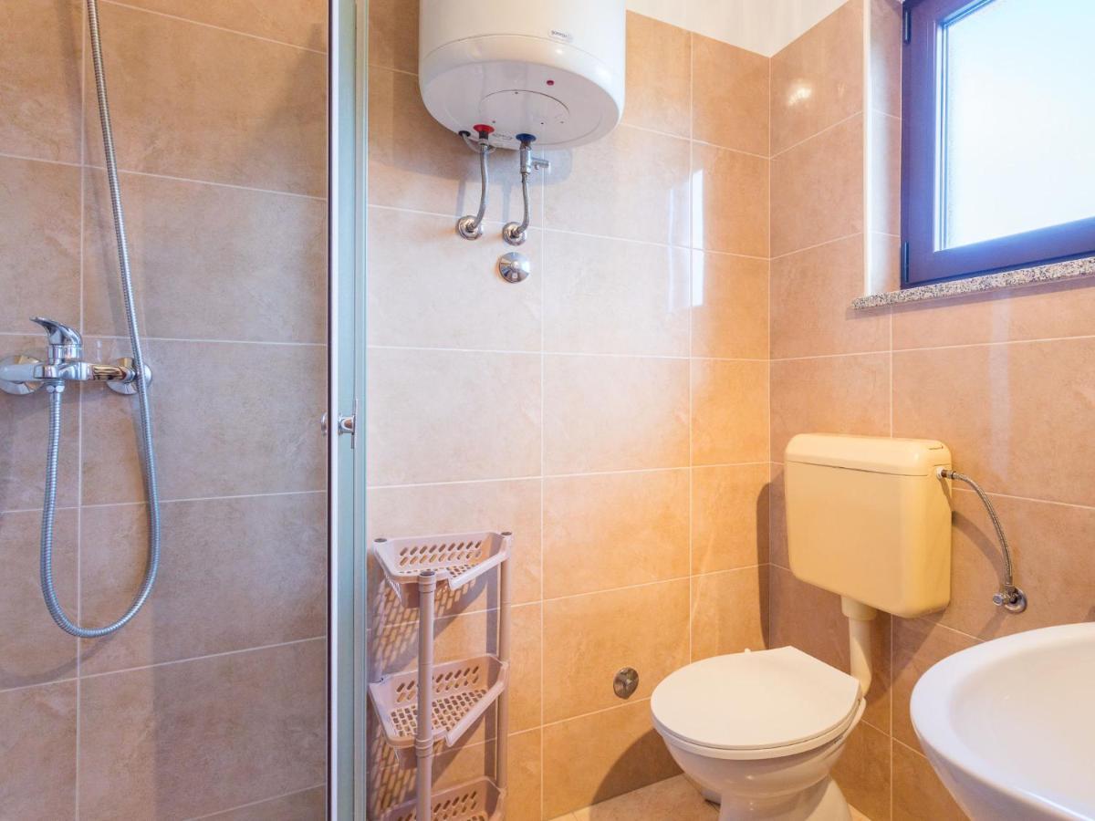 Apartment Tireli - Prc143 By Interhome Porec Bagian luar foto